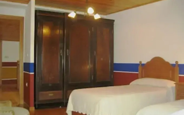 Casa Os Carballás
