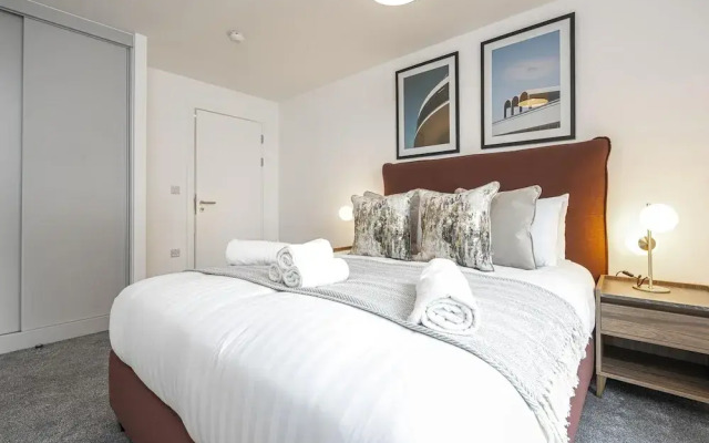 Two Bedroom Waterside Flat