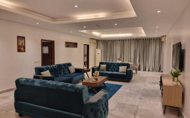 Luxury 3 bedroom apartment ikoyi with gym and pool