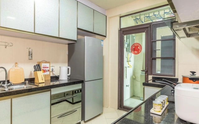 Locals Boutique Apartment Huafa Plaza 34