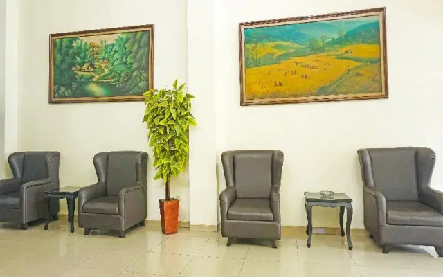 Super Oyo Collection O 91409 Hotel Fiducia Otista