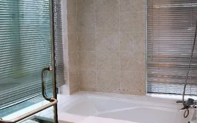 Kunshan Youjia Jitian Apartment (Kunshan South Station)