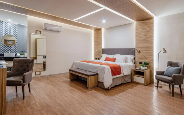 Hotel Plaza by Kavia
