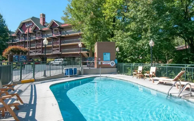 Old Creek Lodge