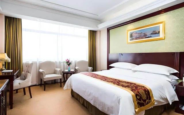 Vienna Hotel Shanghai Puong Jinqiao Park