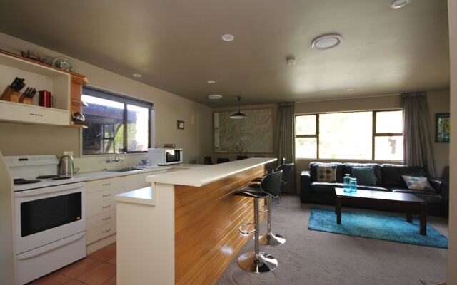 17b Denby Place