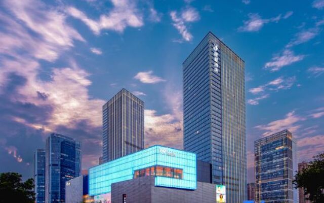 Jixia Electric Sports Hotel (Zhengzhou Zhengxuancheng Liting Branch)