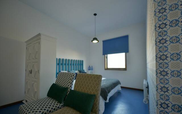 Studio in Porto, With Wonderful City View and Wifi - 9 km From the Bea