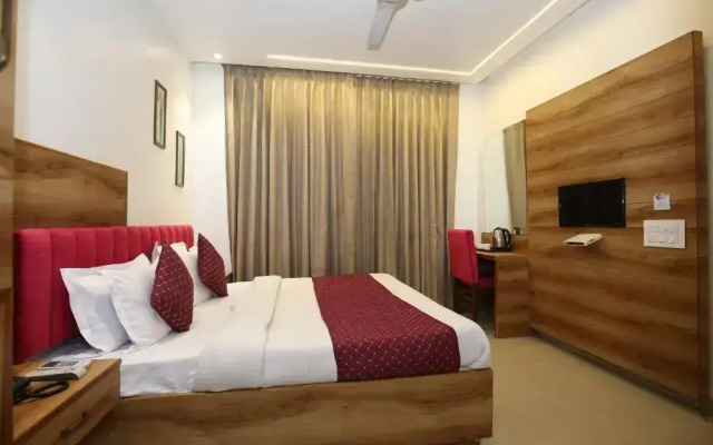Hotel R. V. Regency