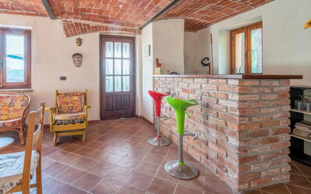 Beautiful Home in Vignale Monferrato With Wifi and 4 Bedrooms