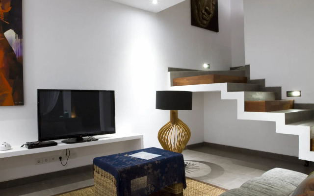 Alopa Villas