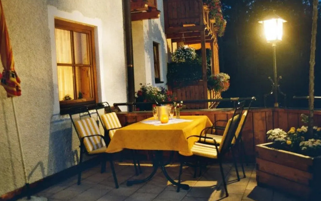 Hotel Häuserl im Wald