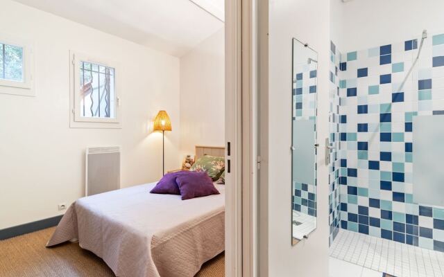 Boutique Holiday Home in Sanary-sur-mer With Terrace