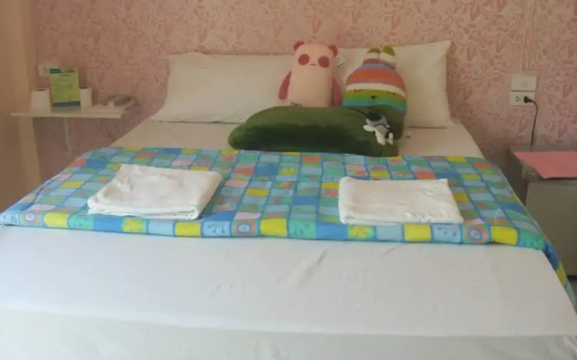 The Zoosk Resort
