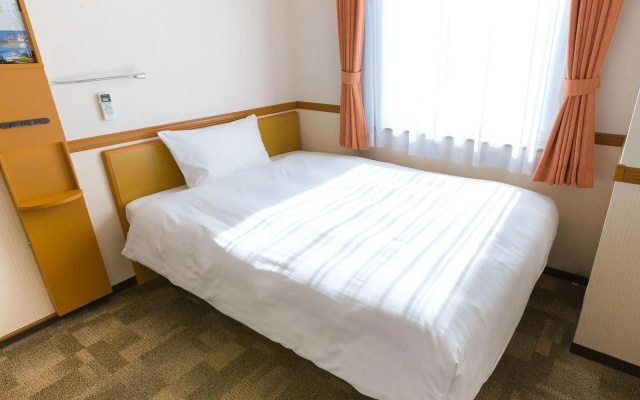 Toyoko Inn Osaka Hankyu Juso Station Nishi – Guest Rooms – Osaka
