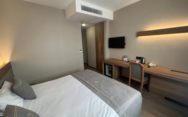 Fuar Hotel