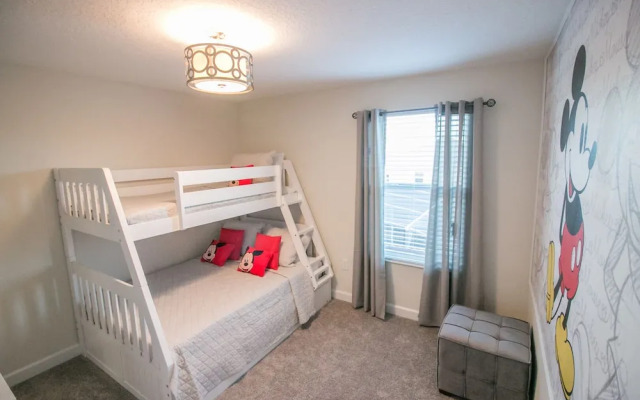 1581 PD - Exquisite 6BR Haven: Private Pool