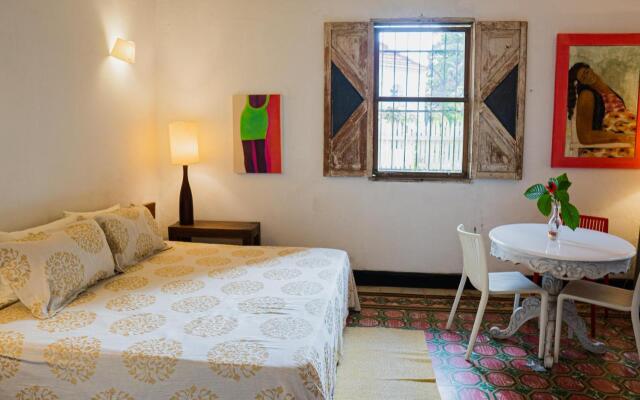 Casa Real del Cabrero by SOHO