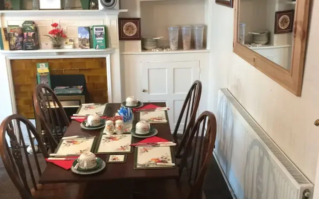 Apsley Villa Guest House