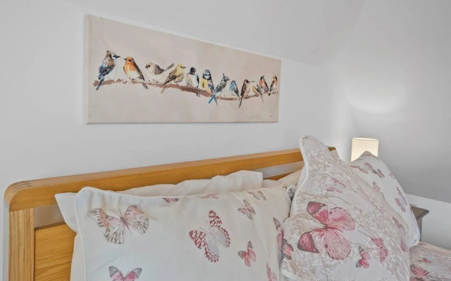 Lovely 2-bed House in Canterbury