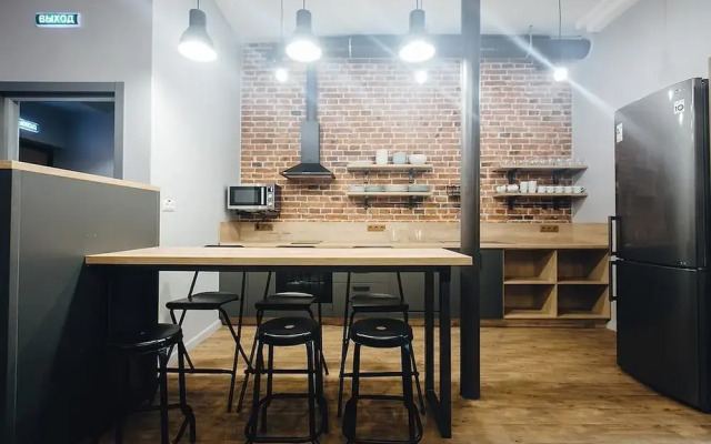 SupeRGood Hostel