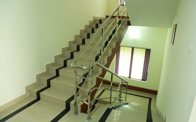 OYO 8273 Diamond Inn
