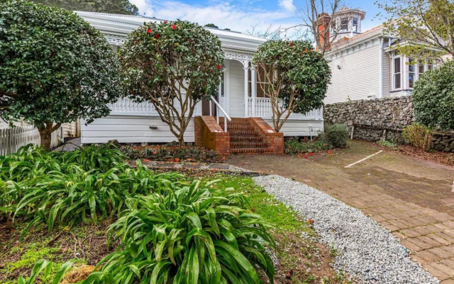 Gorgeous 4Br Mt Eden Retreat Villa