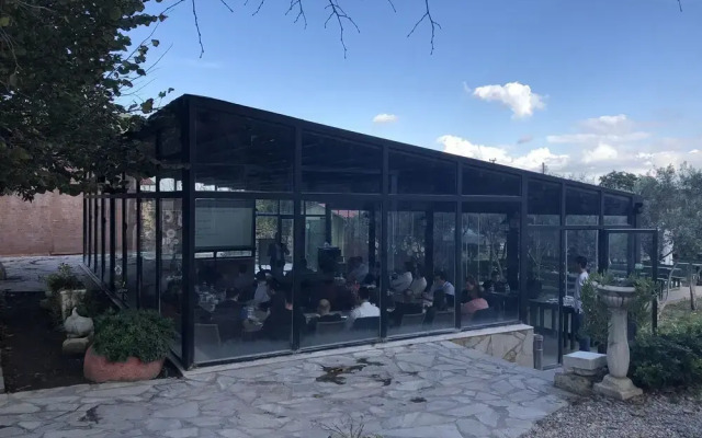 Belizi Hotel