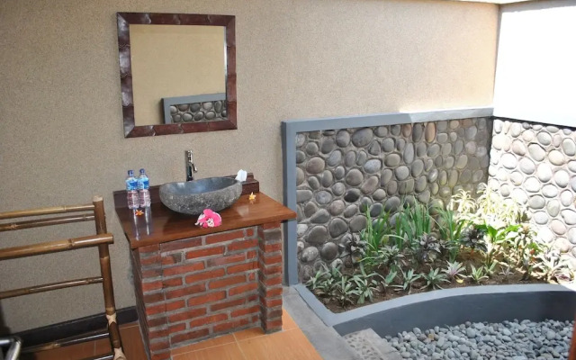 Van Karning Bungalow