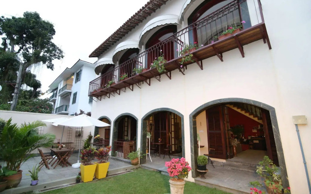 Inn House Santa Teresa