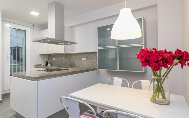 Aliron by Forever Rentals