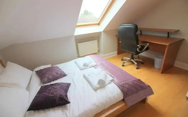 Peymans - The Barnwell Lodge Serviced Apartment