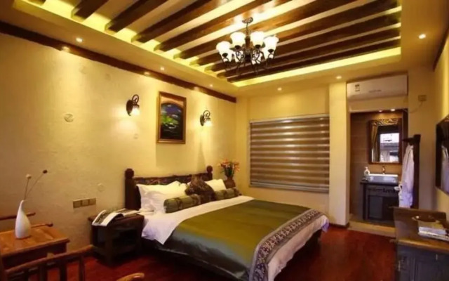 Lijiang Linzhixia Inn