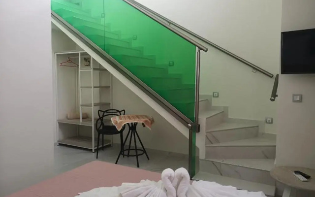 Amalia Deluxe Villas