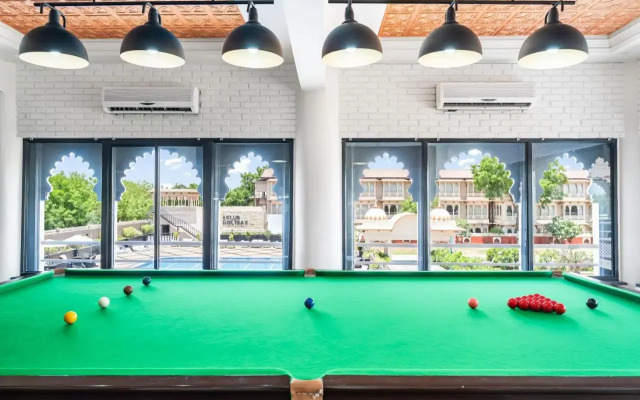 Holiday Resort & Spa A Unit of S Poddar Group