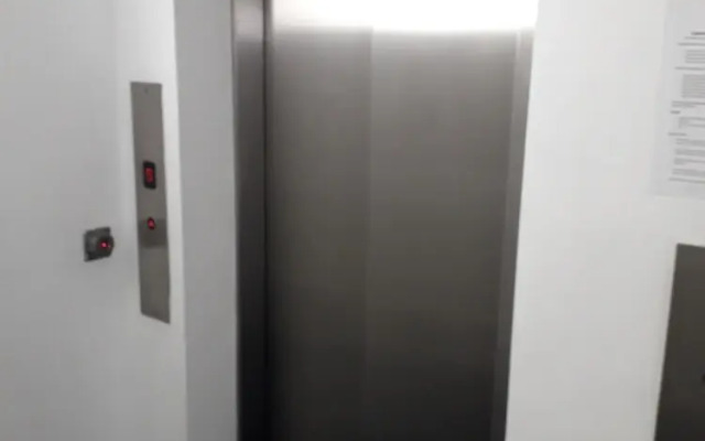 Luxury and Stylish 2 bedroom Apartment with en-suite