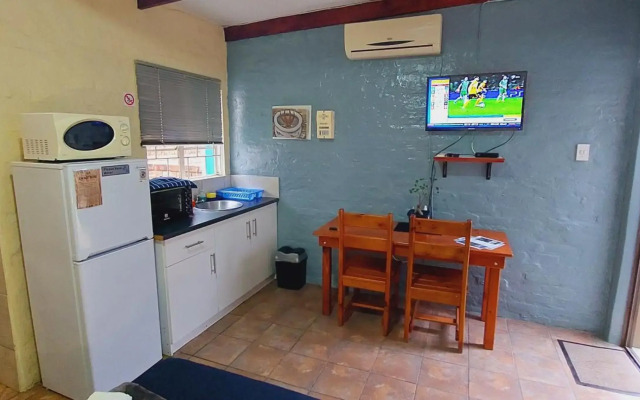 Swartberg Cottages