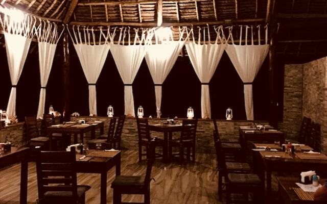 White Dream Lodge & Restaurant