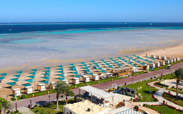 Sea View Studio in Luxury 5 Star Hotel Hurghada