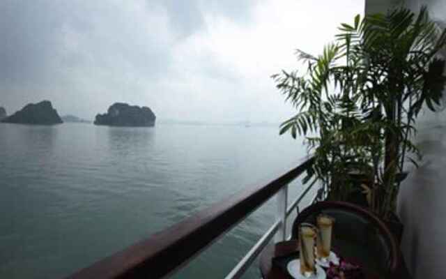 Santa Maria Cruises Halong Bay