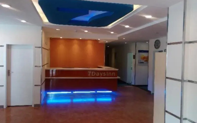 7Days Inn Dunhuang Night Fair