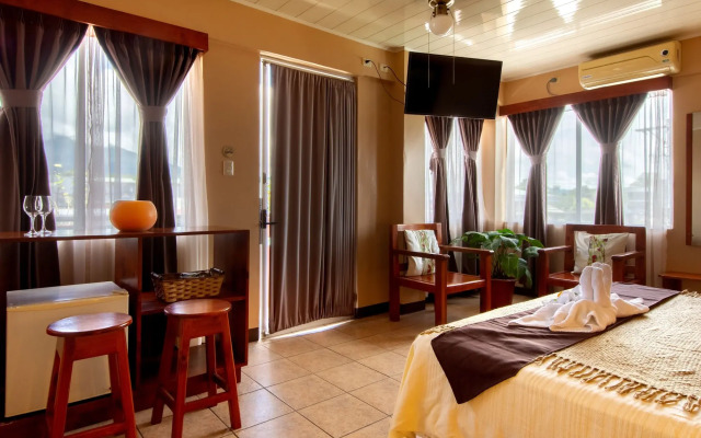Hotel Las Colinas