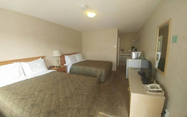 Shoreline Resort