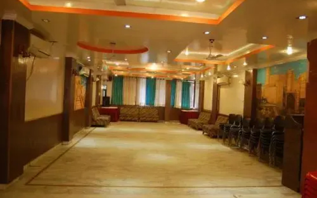 Hotel Ronak Plaza