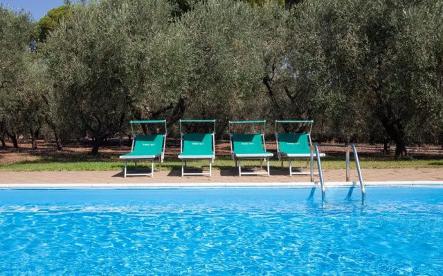Bilocale Nelle Campagne Pugliesi Con Piscina M543