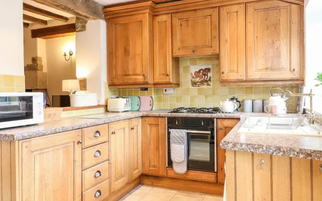 Hallbrook Cottage