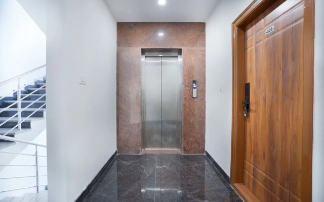Treebo Galaxy Kings Suites, Hebbal