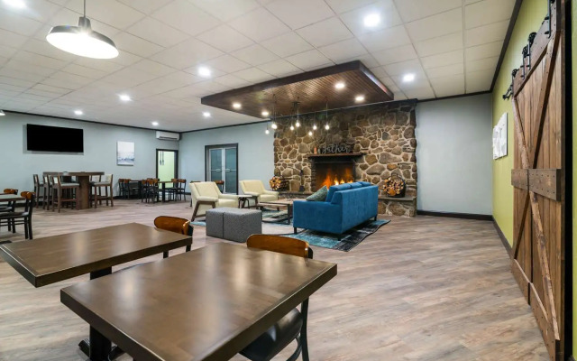 Best Western Plymouth Inn-White Mountains