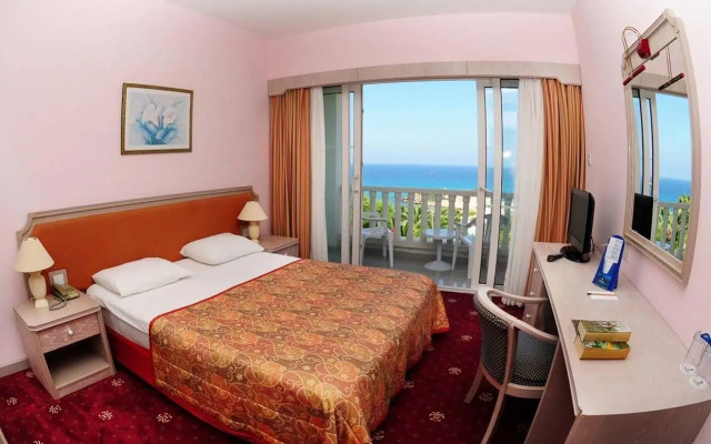 Denizkizi & Denizkizi Royal Hotel