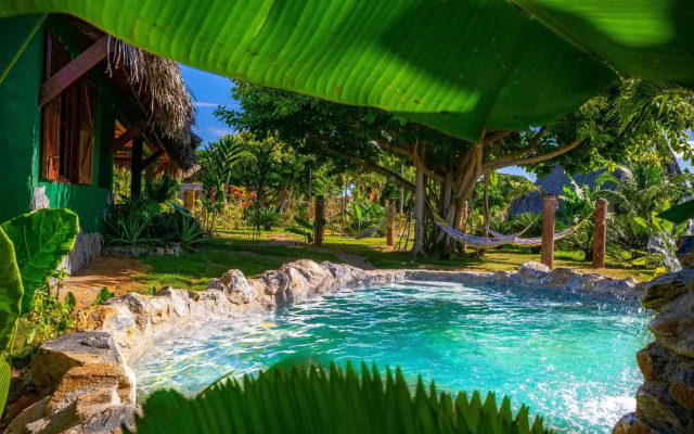 CHALET TROPICAL Hotel & Restaurant-Pizzeria